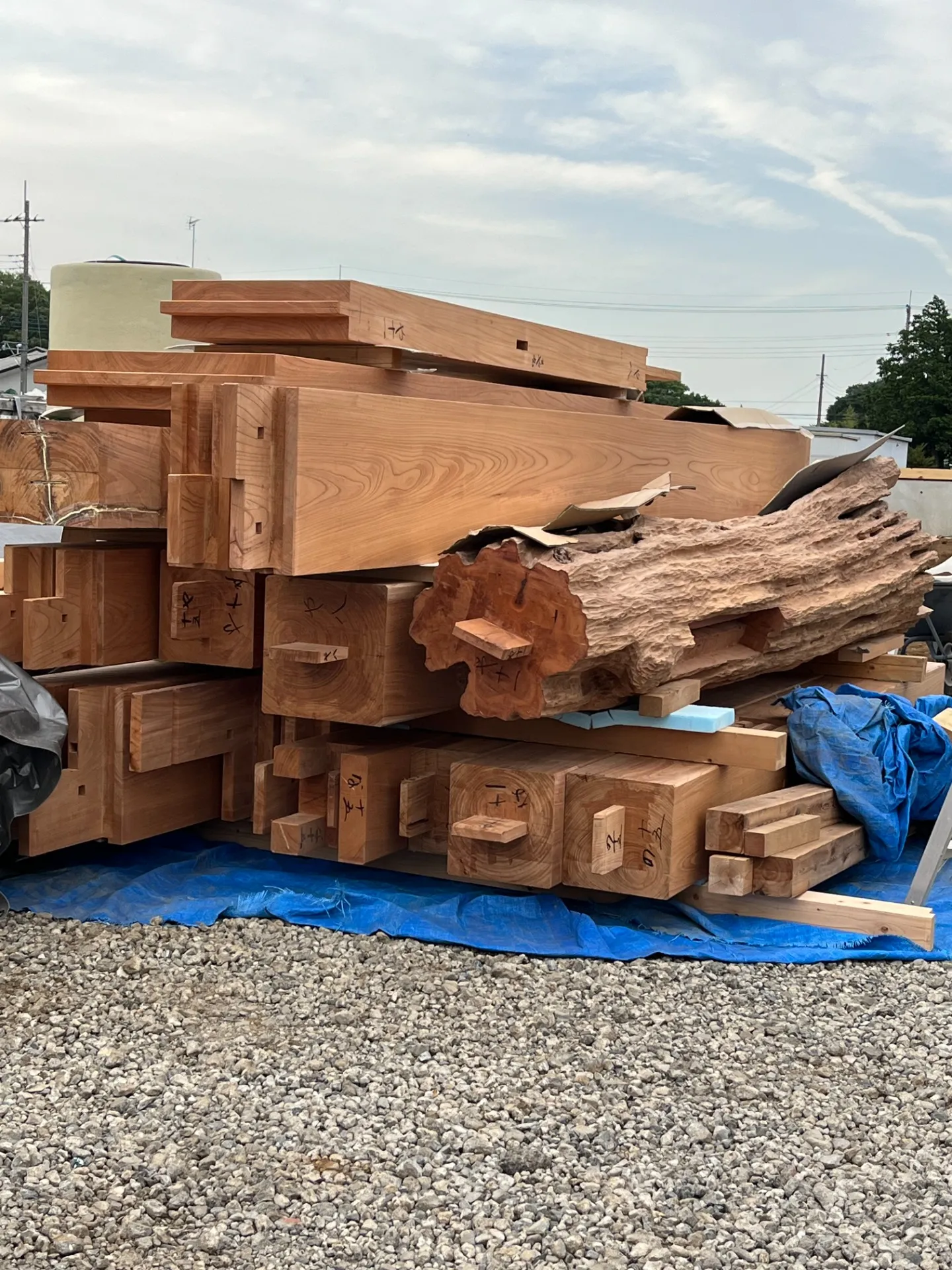 【建築現場レポート】受け継がれる技と素材──和風伝統構法で建てる家